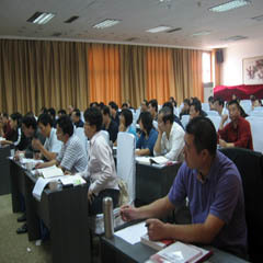 北京新華職業(yè)技能培訓(xùn)學(xué)校 賦能未來，成就職業(yè)夢想