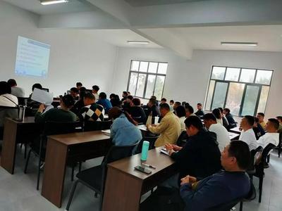 仙居首期道路運(yùn)輸從業(yè)人員職業(yè)技能提升專項(xiàng)培訓(xùn)班順利結(jié)課